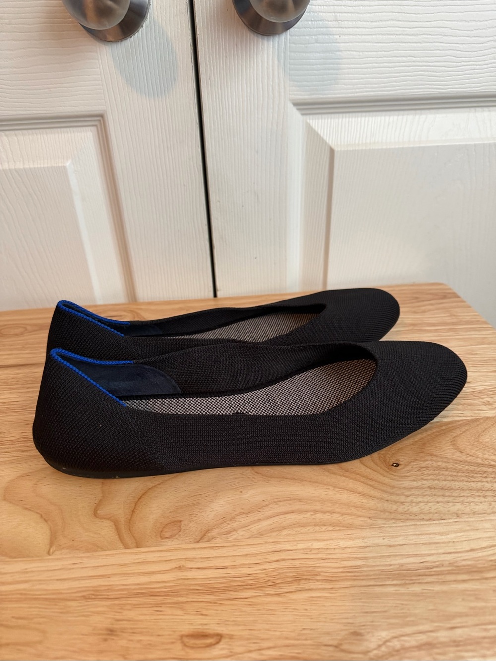 Rothys The Flat Womens 12 Black Ballet Flats Round Toe Slip On Knit Blue Accents - Picture 7 of 12